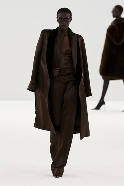 Look 41